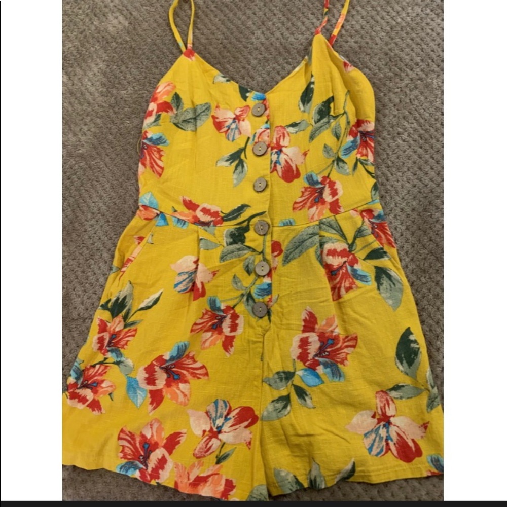 summery romper size small